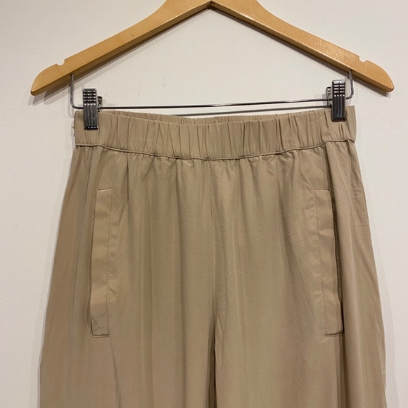 Cuyana Tan Washable Silk Cargo Joggers Size Small - Picture 3 of 8